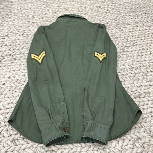 SON OF JOHN designer army style fitted shirt, snap buttons , really nice  fit . - Picture 6 of 6